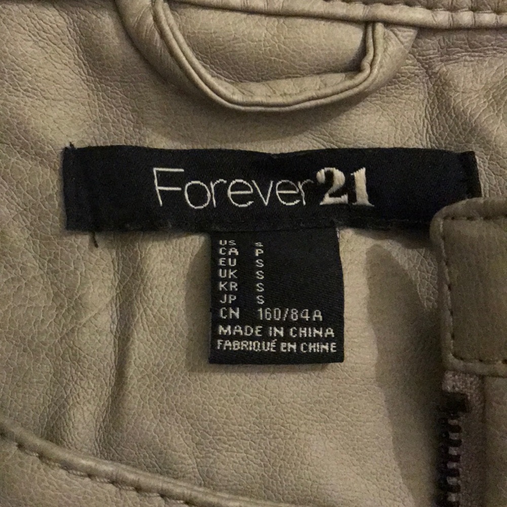 Leather jacket -bundle only - Picture 2 of 3